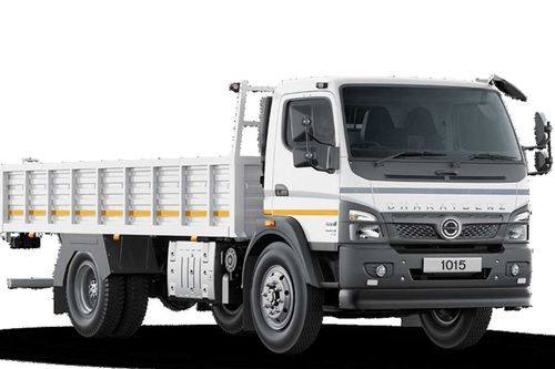 BharatBenz 1015R Front Right Side