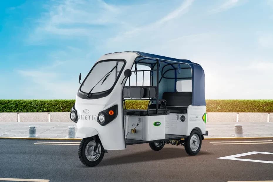 Kinetic Safar Smart Exterior Image