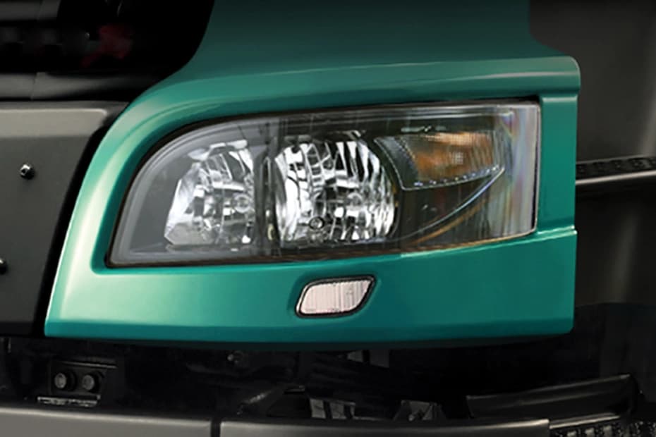 Mahindra Blazo X 35 Tipper 8X4 Headlight