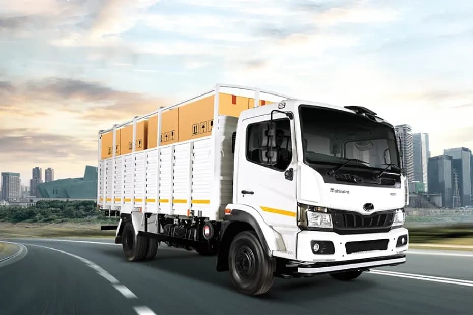 Mahindra Furio 10 Right Front Three Quarter