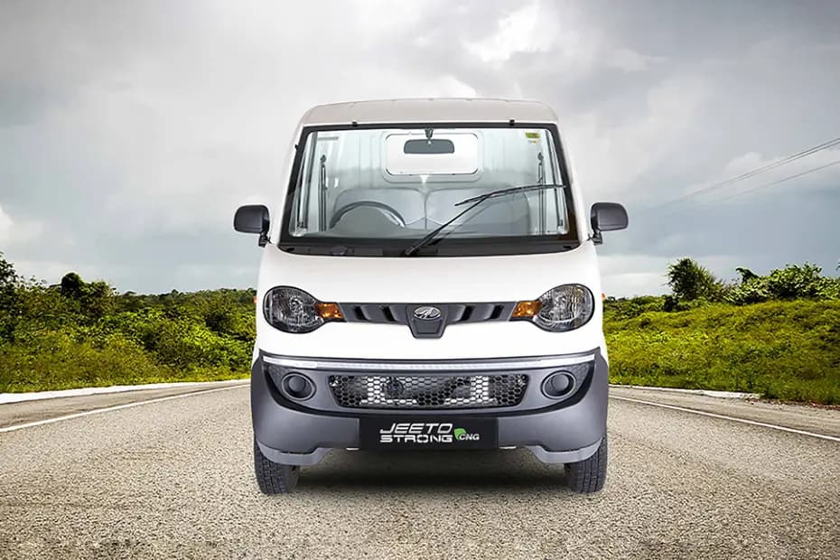 Mahindra Jeeto Strong CNG Front View