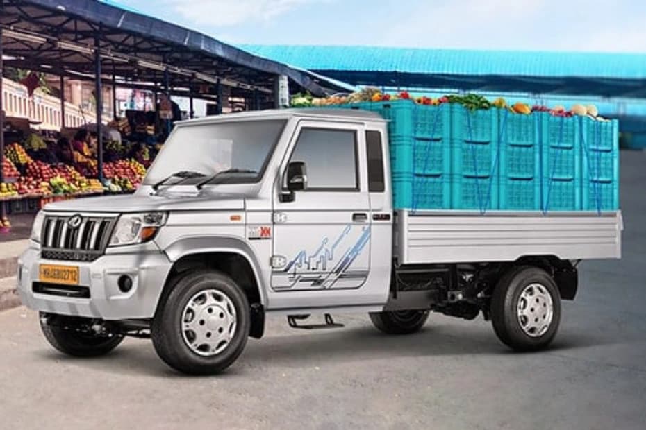 Mahindra Bolero MaXX Pik-Up City Left Front Three Quarter