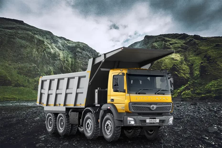 BharatBenz 3532CM Front Right Side