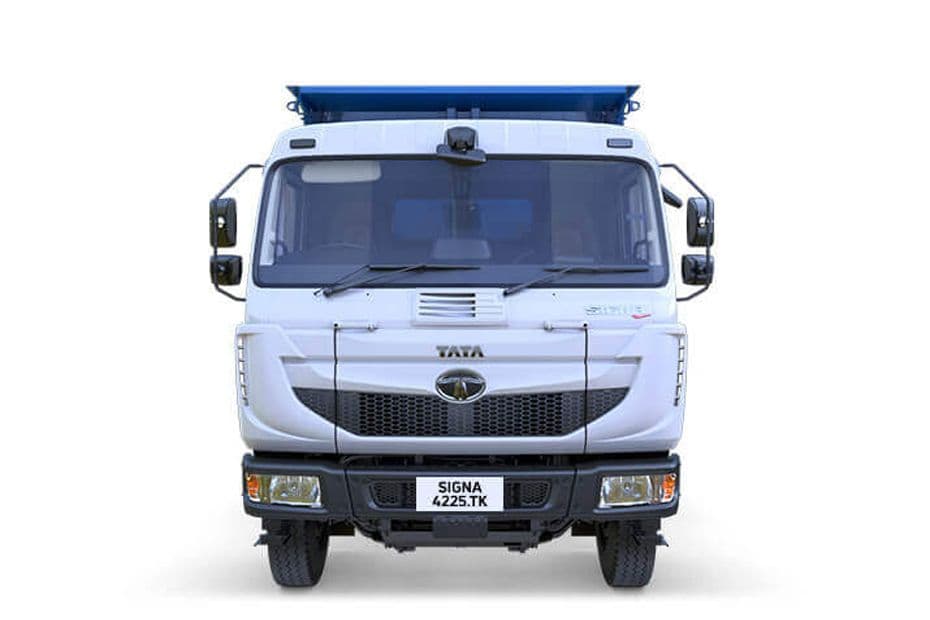 Tata Signa 4225.TK Front Side