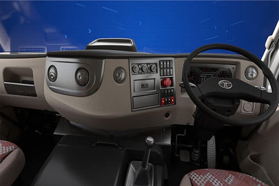 Tata SIGNA 2821.T Interior Image